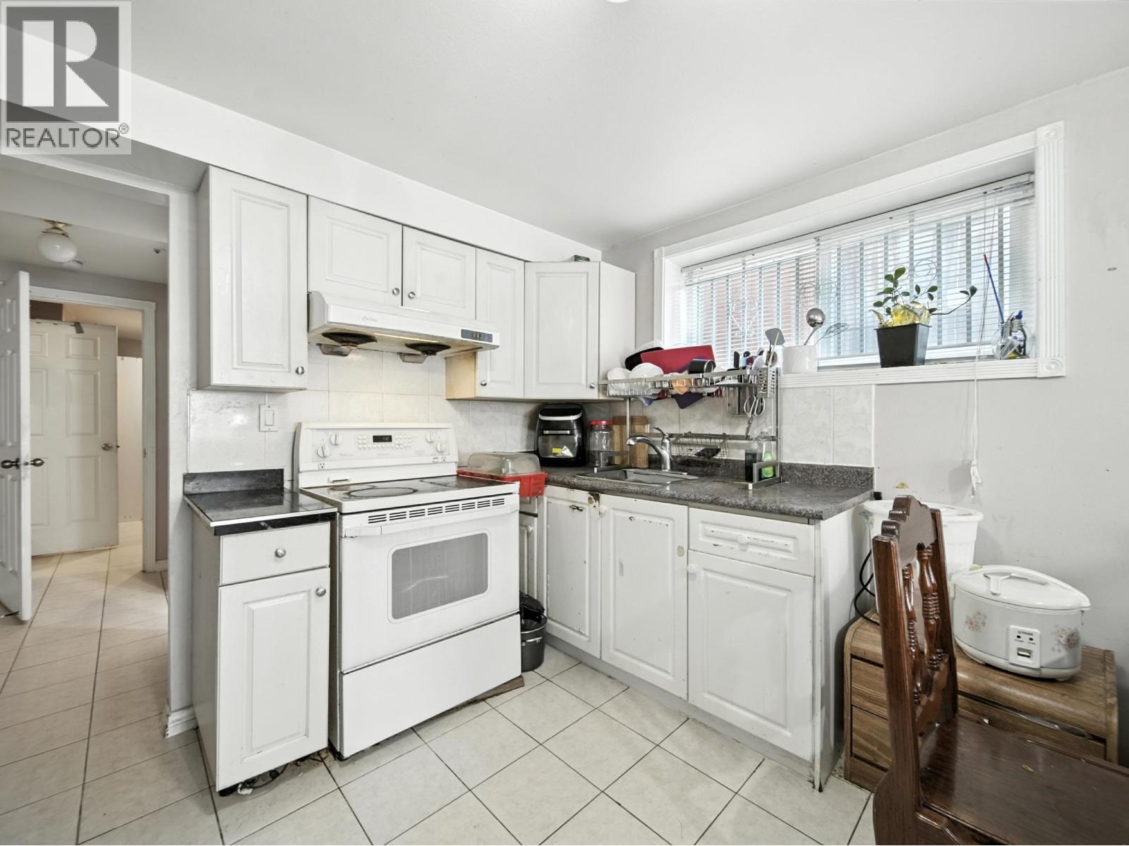 2228 E 40th Avenue, Vancouver, British Columbia  V5P 1J5 - Photo 36 - R3042771