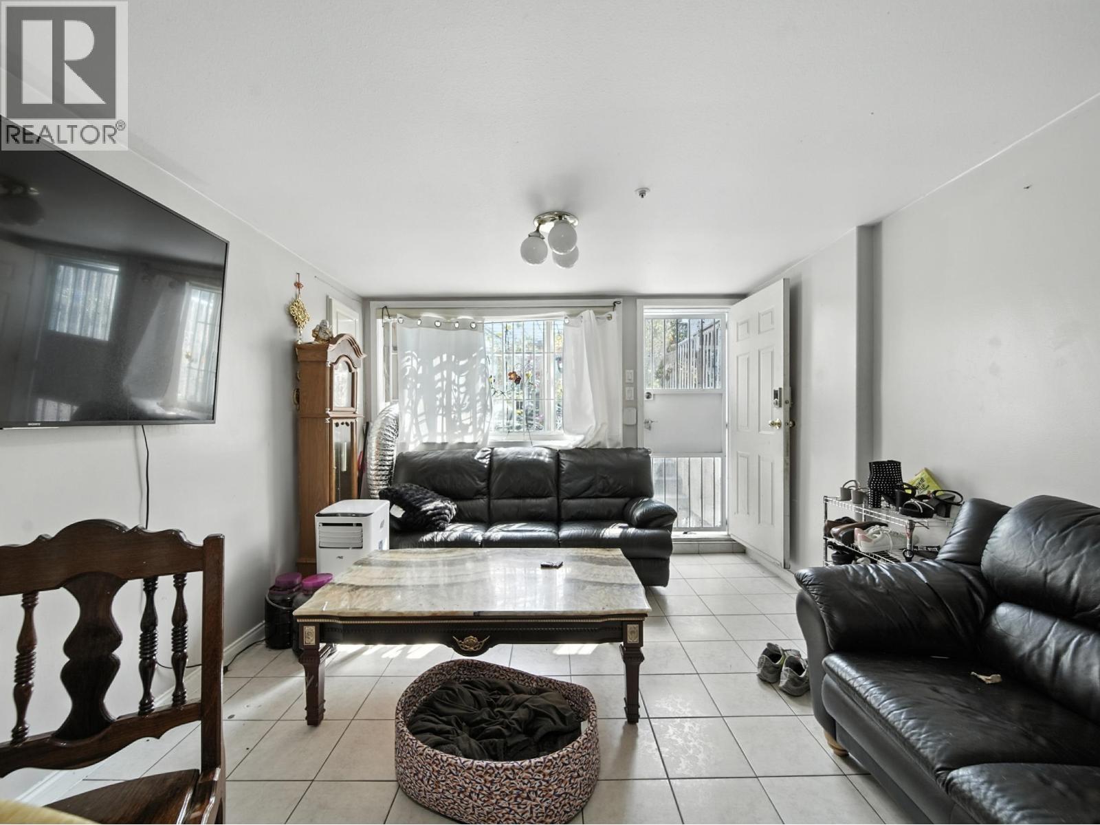 2228 E 40th Avenue, Vancouver, British Columbia  V5P 1J5 - Photo 38 - R3042771