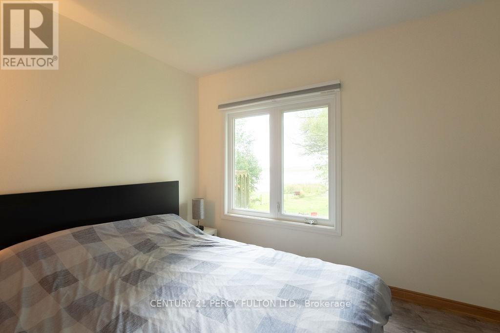1718 Fairview Drive, Severn, Ontario  L0K 1E0 - Photo 25 - S12375799