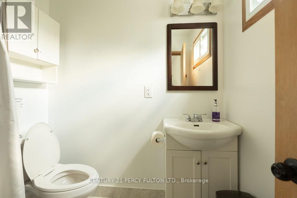 1718 Fairview Drive, Severn, Ontario  L0K 1E0 - Photo 29 - S12375799