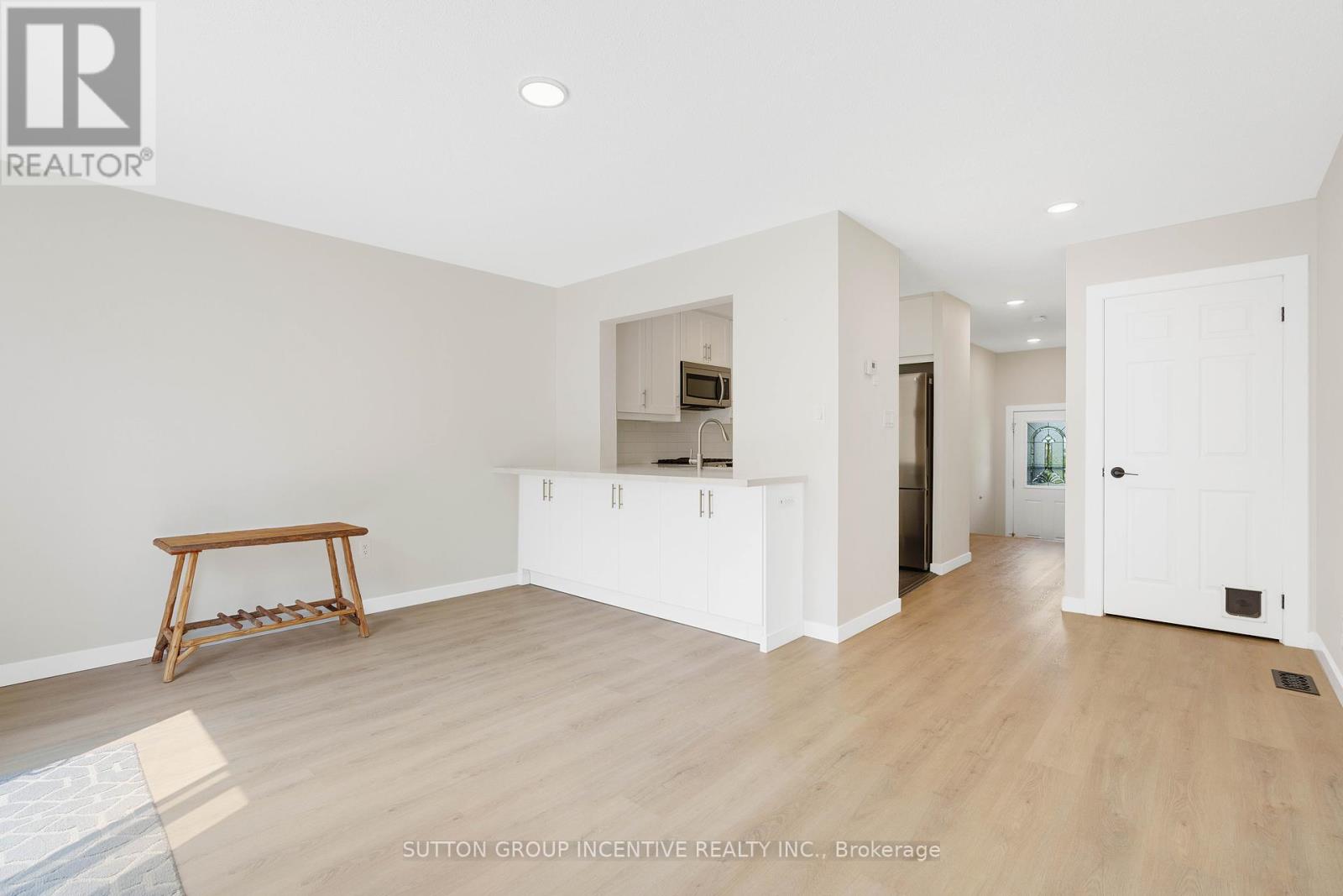 822 Coral Springs Lane, Midland, Ontario  L4R 0A1 - Photo 14 - S12332167