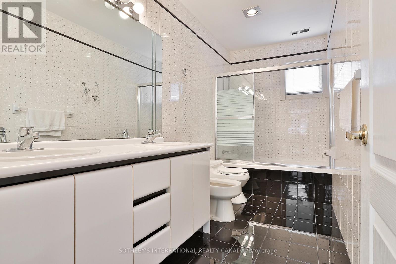 290 Byng Avenue, Toronto, Ontario  M2N 4L3 - Photo 22 - C12376564