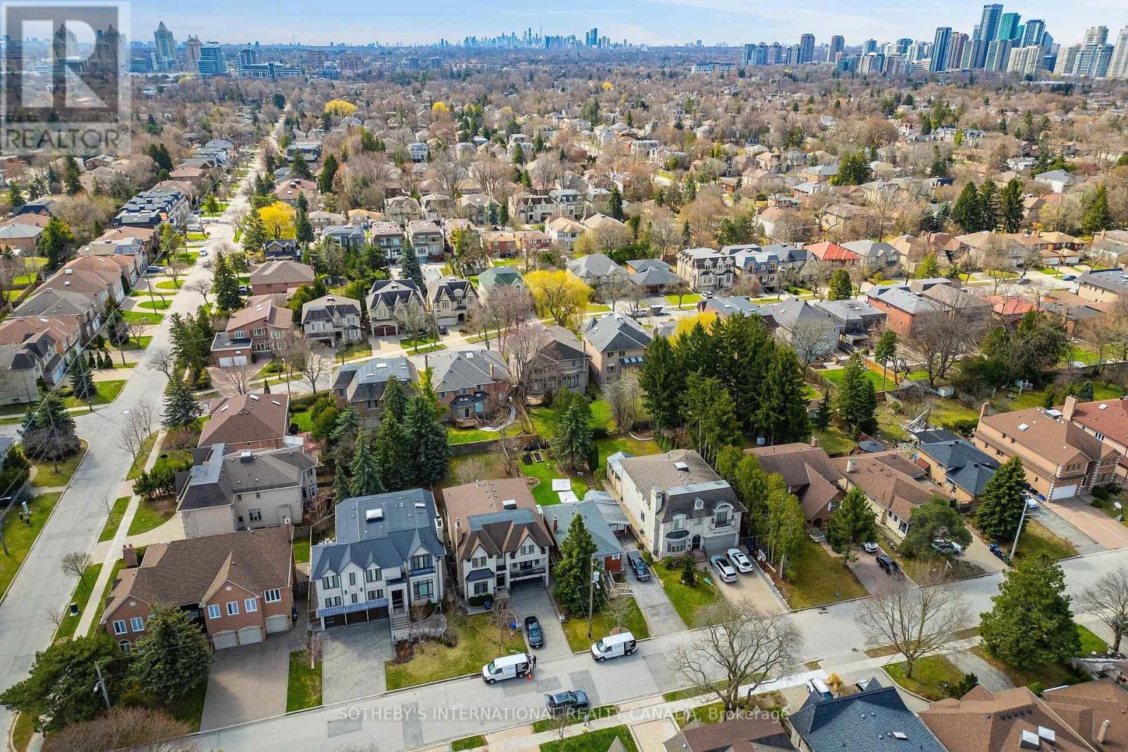 290 Byng Avenue, Toronto, Ontario  M2N 4L3 - Photo 38 - C12376564