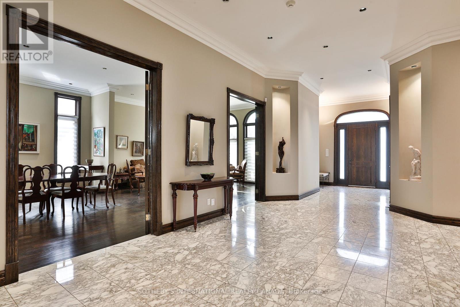 290 Byng Avenue, Toronto, Ontario  M2N 4L3 - Photo 4 - C12376564