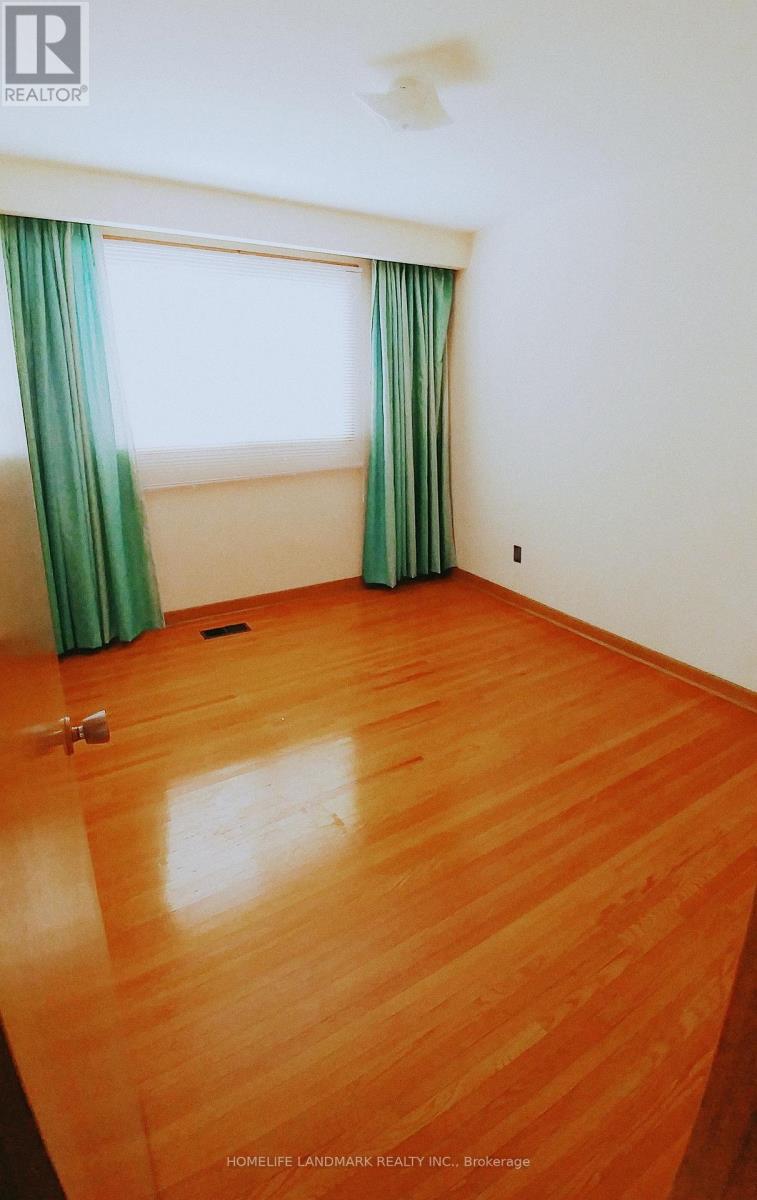 199 Pemberton Avenue, Toronto, Ontario  M2M 1Y9 - Photo 7 - C12376601