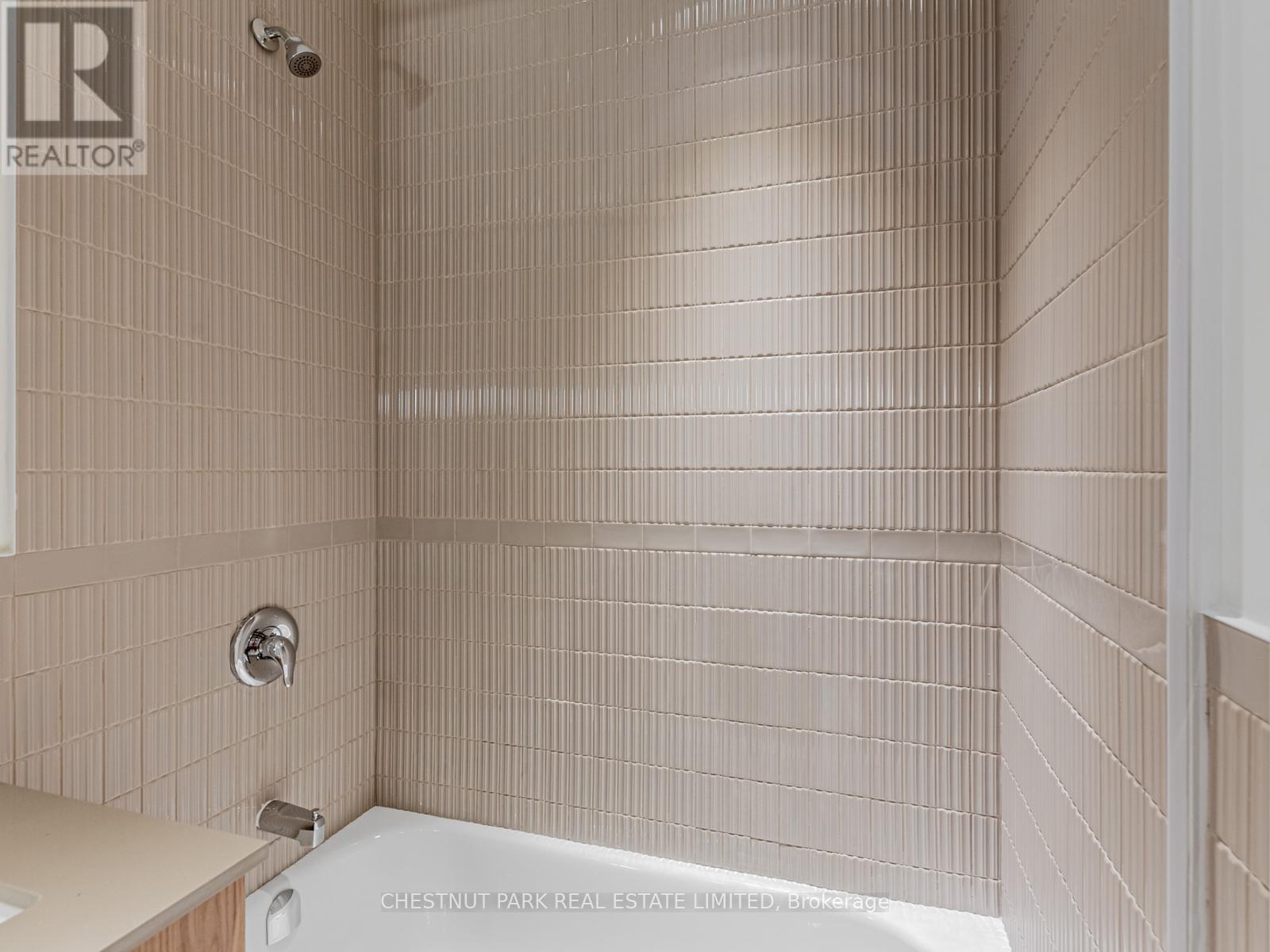 2 - 2528 Yonge Street, Toronto, Ontario  M4P 2H7 - Photo 10 - C12376750