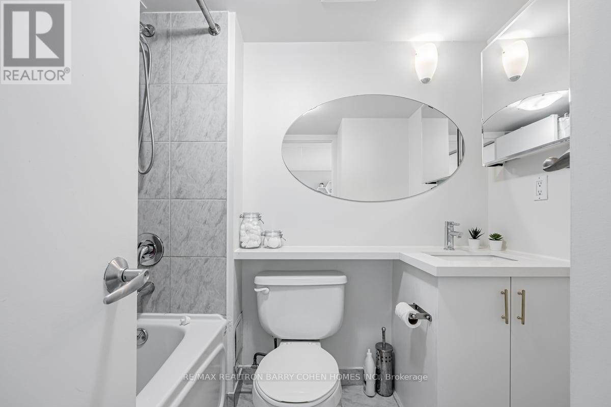 Ph 803 - 800 King Street W, Toronto, Ontario  M5V 3M7 - Photo 14 - C12376811