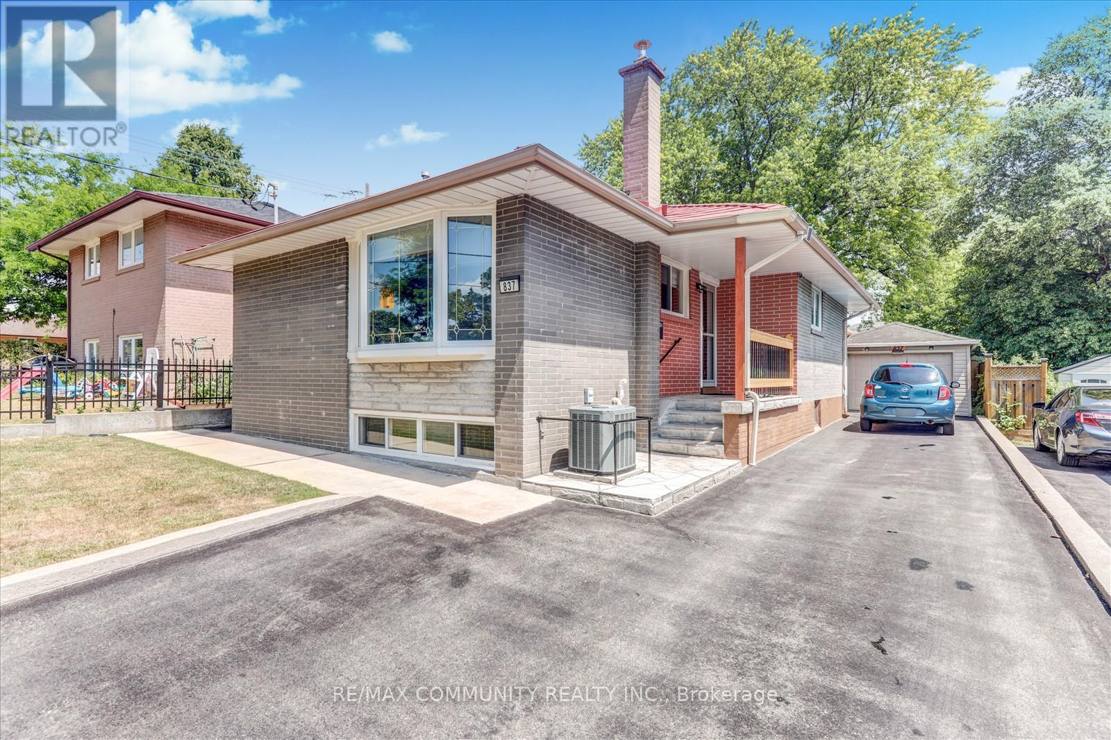 Property at 837 SCARBOROUGH GOLF CLUB ROAD image 2