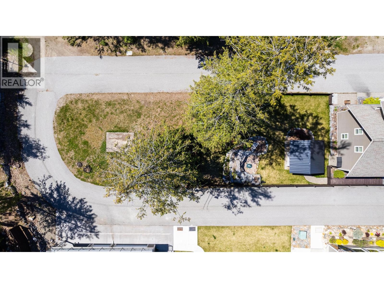 13488 Lakeshore Drive, Boswell, British Columbia  V0B 1A4 - Photo 5 - 10339282