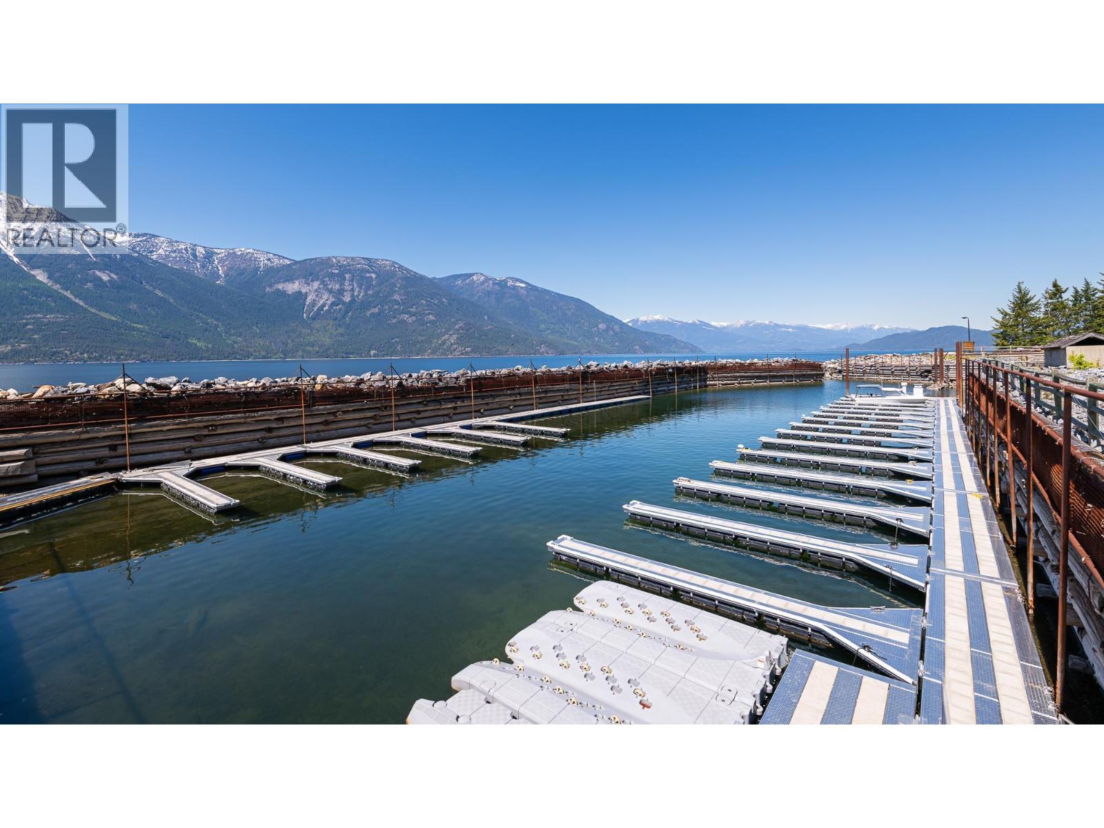 13488 Lakeshore Drive, Boswell, British Columbia  V0B 1A4 - Photo 11 - 10339282