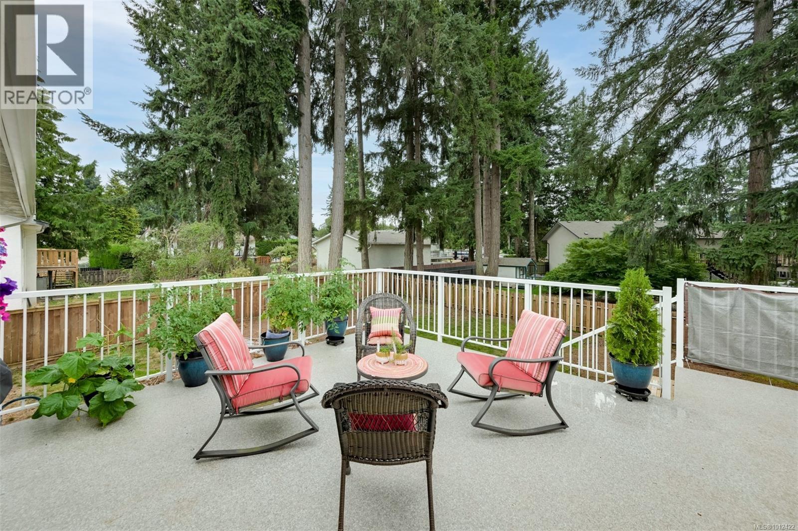 Property at 2874 Pickford Rd image 2