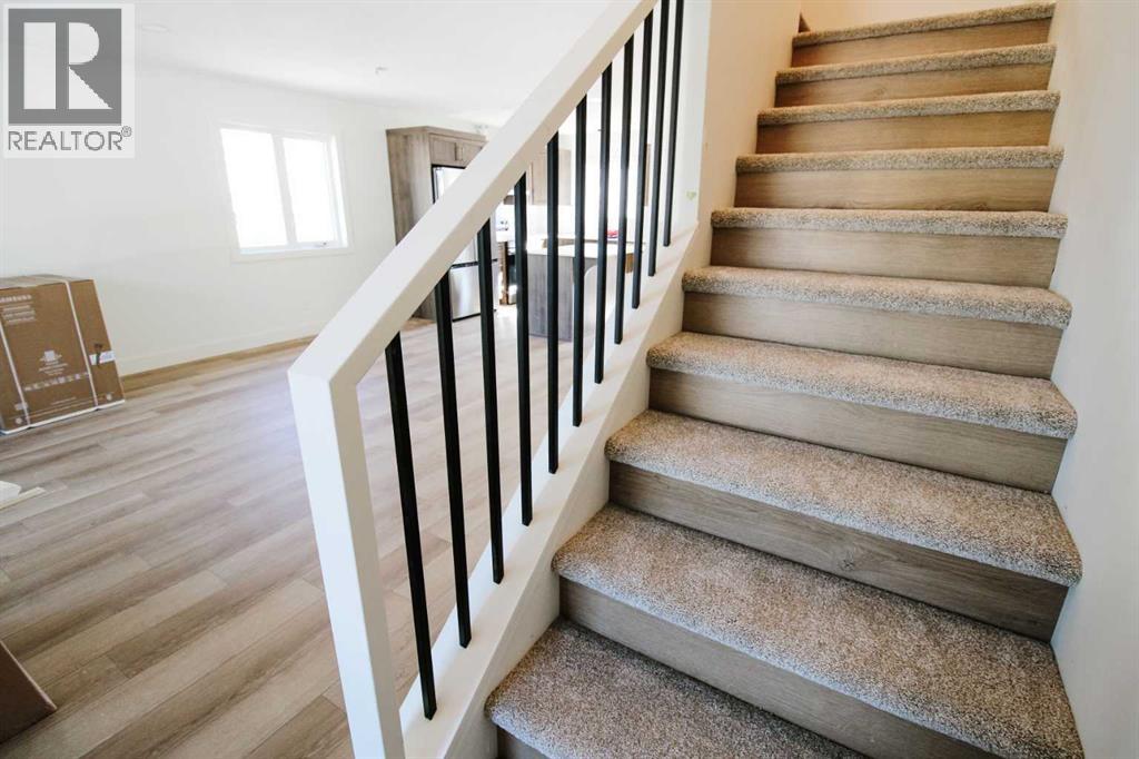 Property at 1015 17A Street S image 3