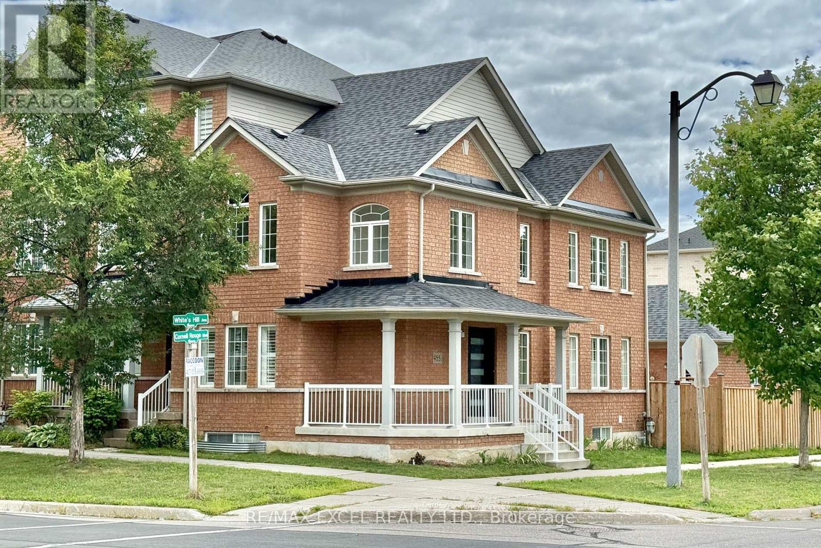 455 White's Hill Avenue, Markham, Ontario  L6B 0J7 - Photo 2 - N12376602