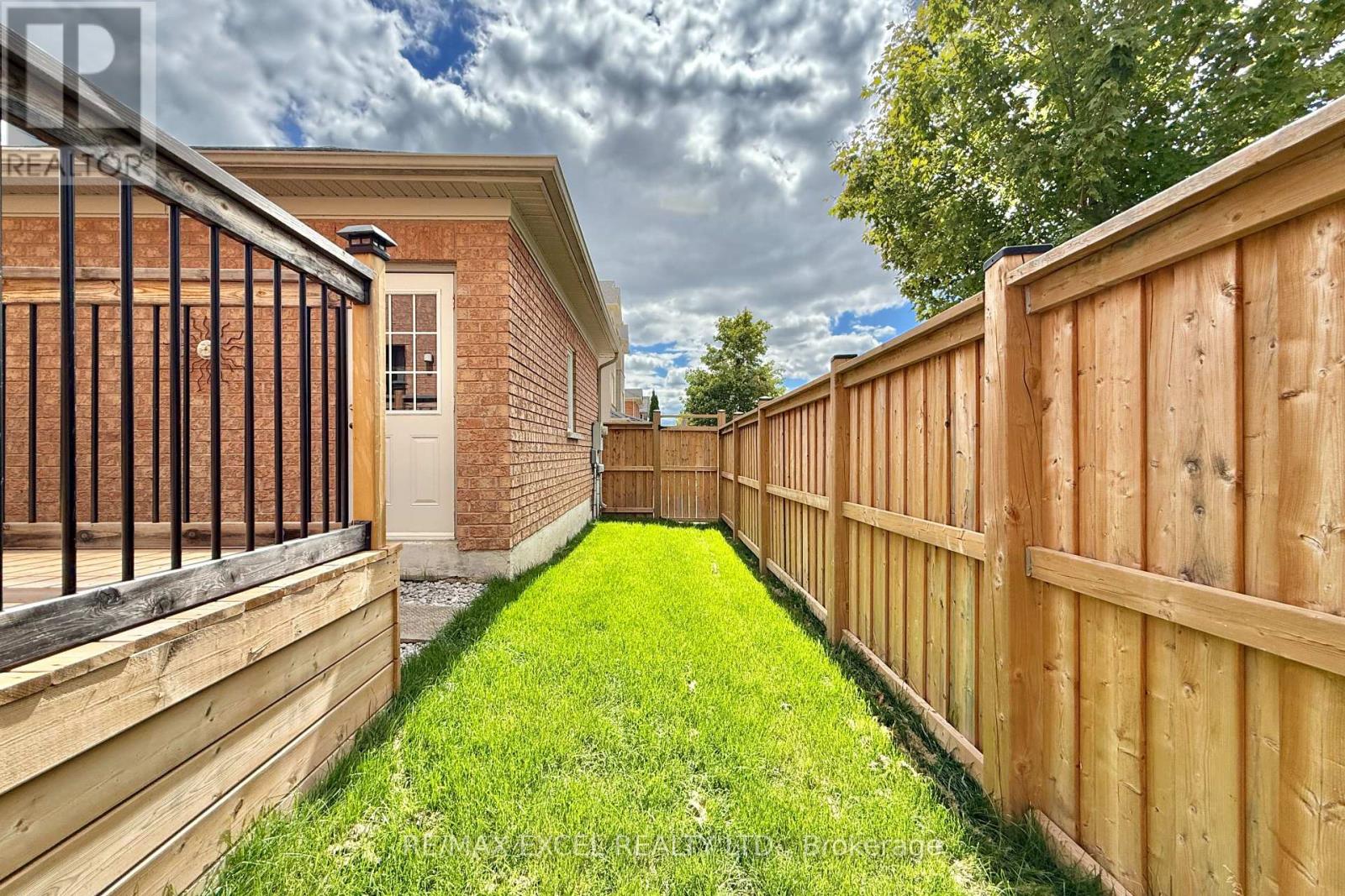 455 White's Hill Avenue, Markham, Ontario  L6B 0J7 - Photo 25 - N12376602