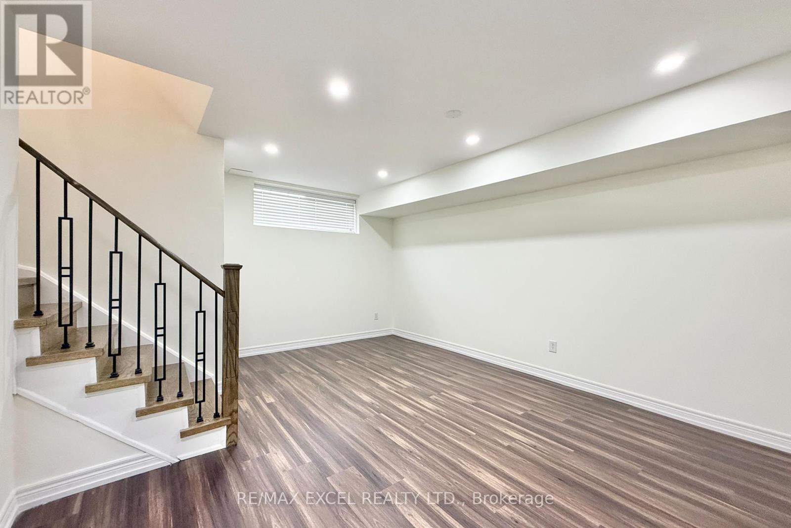 455 White's Hill Avenue, Markham, Ontario  L6B 0J7 - Photo 44 - N12376602