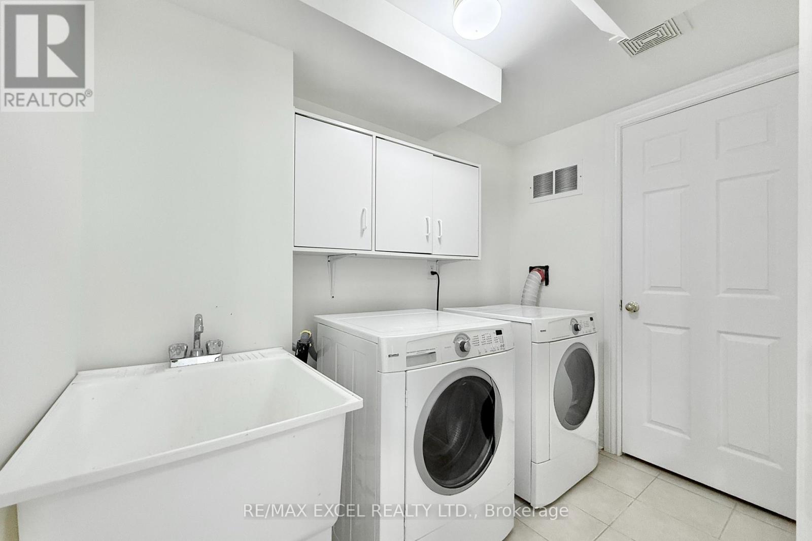 455 White's Hill Avenue, Markham, Ontario  L6B 0J7 - Photo 49 - N12376602