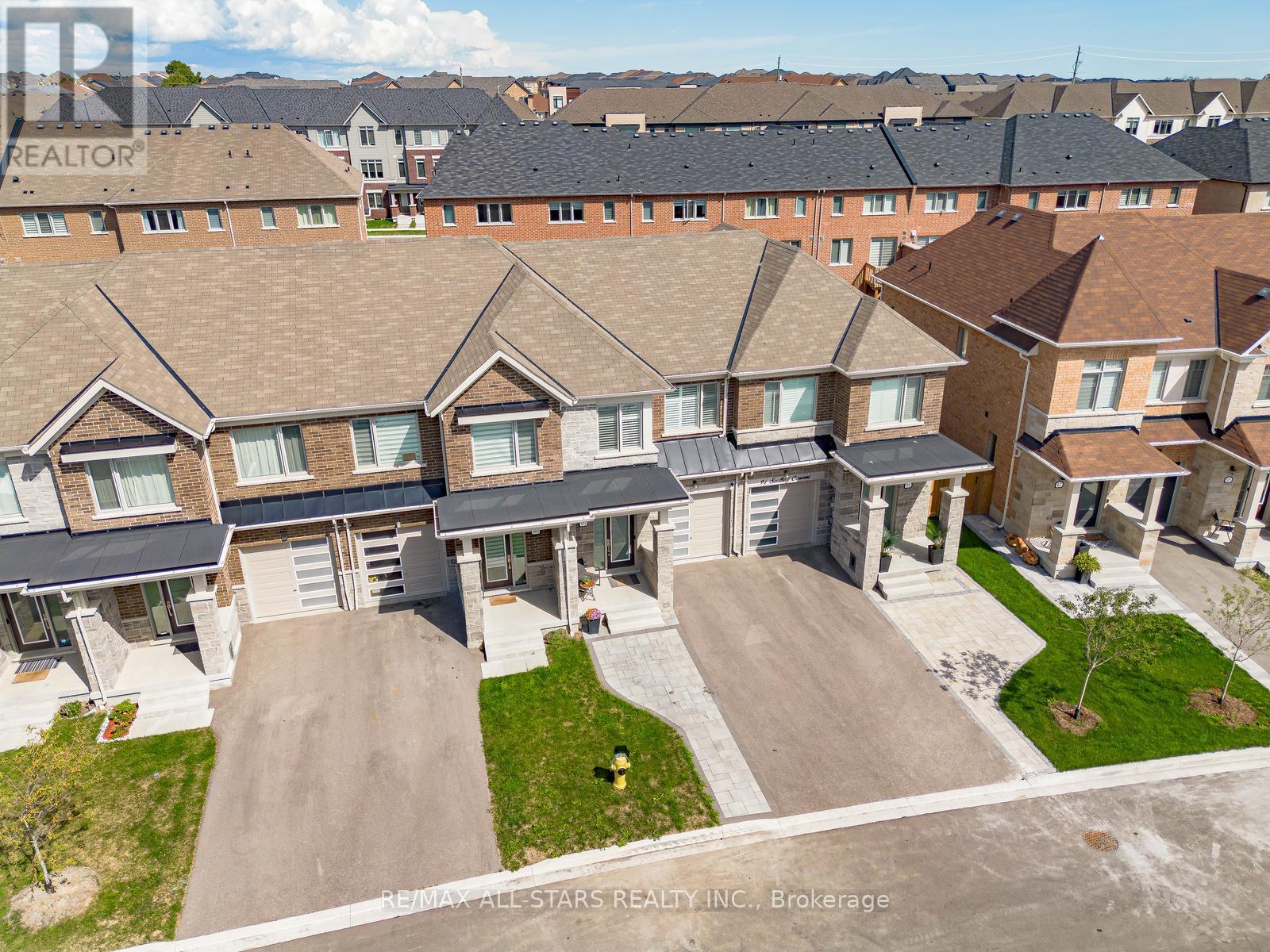 93 Seedling Crescent, Whitchurch-Stouffville, Ontario  L4A 4V5 - Photo 49 - N12376614