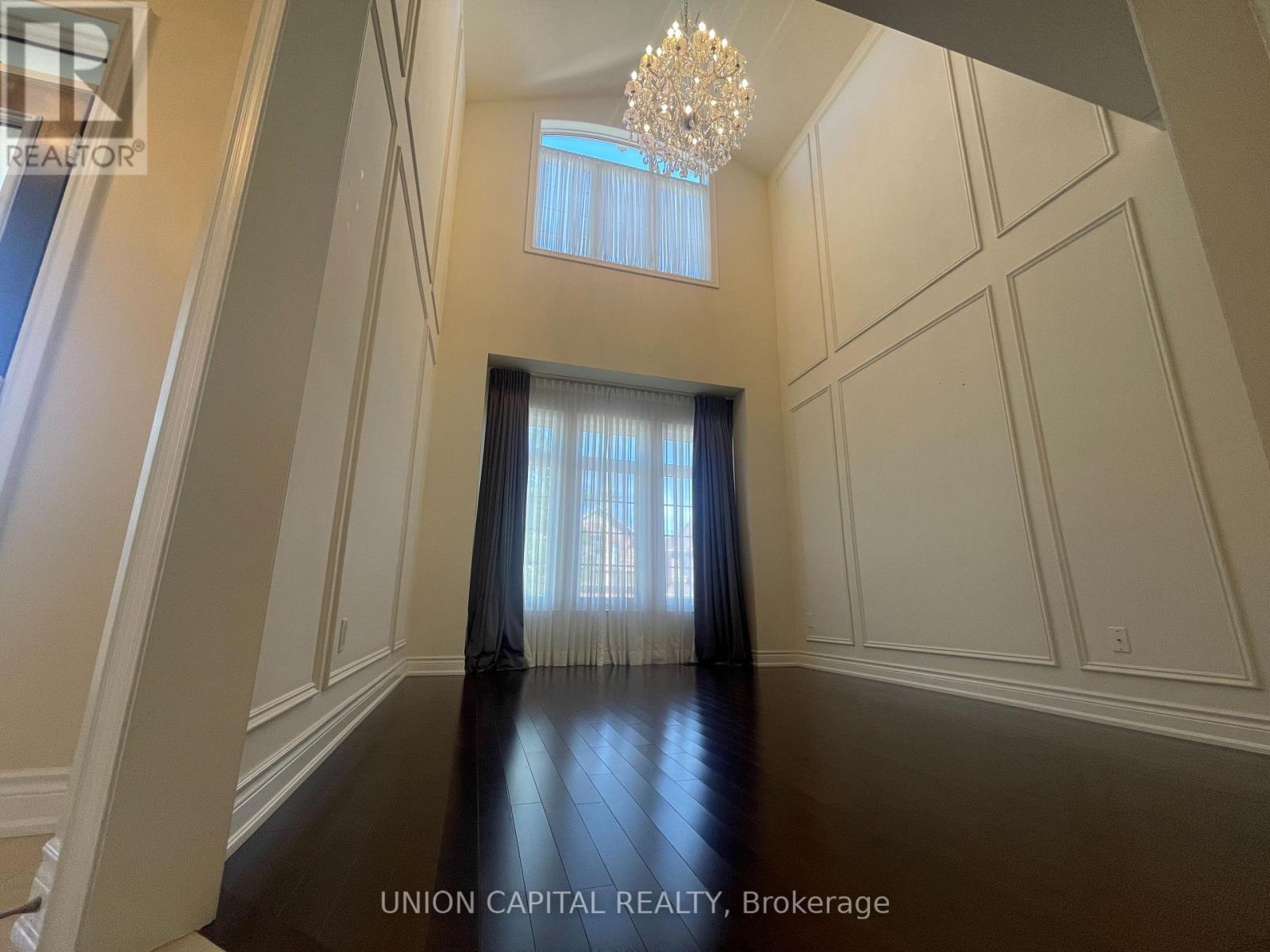22 Greenforest Grove, Whitchurch-Stouffville, Ontario  L4A 1T3 - Photo 2 - N12376668