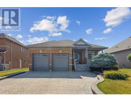 42 WINDROSE COURT, Vaughan, Ontario