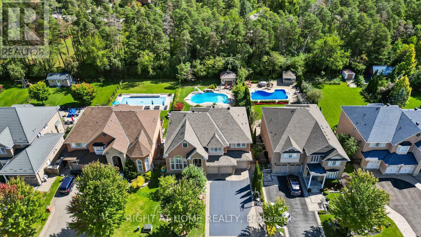 Property at 21 LUPINE CRESCENT image 1