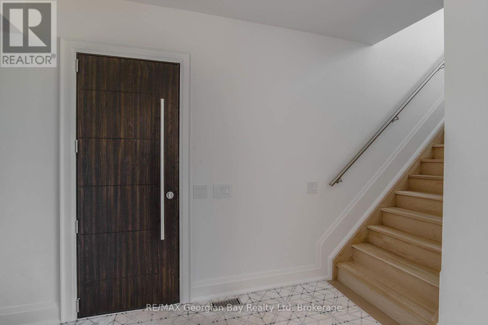 23 Trew Avenue, Tiny, Ontario  L0L 2T0 - Photo 26 - S12365383