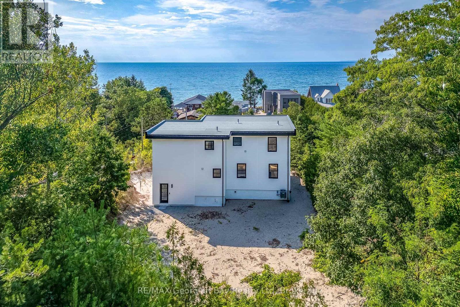 23 Trew Avenue, Tiny, Ontario  L0L 2T0 - Photo 45 - S12365383