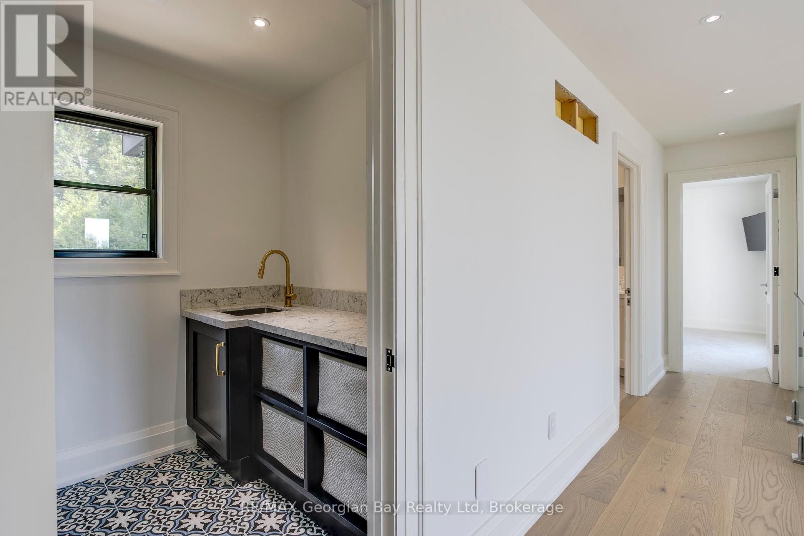 23 Trew Avenue, Tiny, Ontario  L0L 2T0 - Photo 40 - S12365383