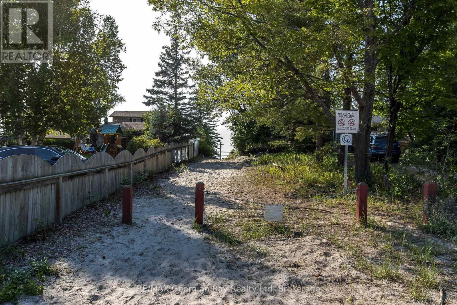 23 Trew Avenue, Tiny, Ontario  L0L 2T0 - Photo 6 - S12365383