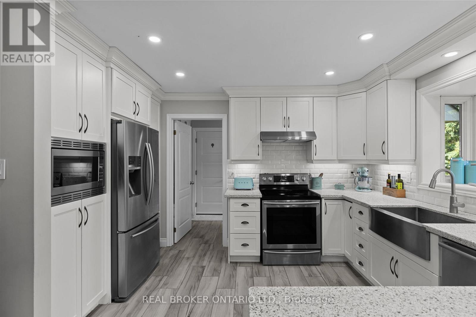 29 Nordic Trail, Oro-Medonte, Ontario  L0L 2L0 - Photo 17 - S12376562