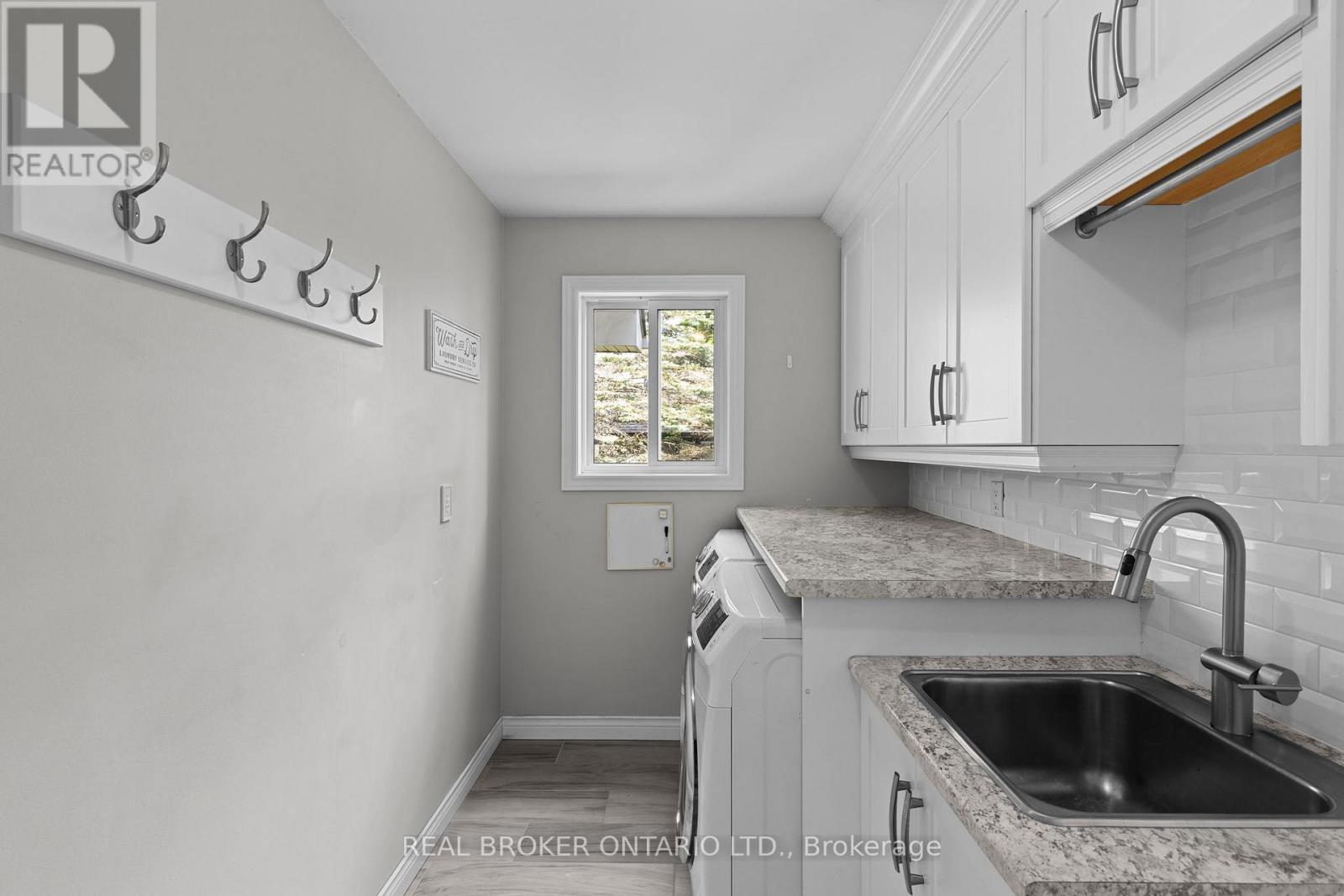 29 Nordic Trail, Oro-Medonte, Ontario  L0L 2L0 - Photo 18 - S12376562