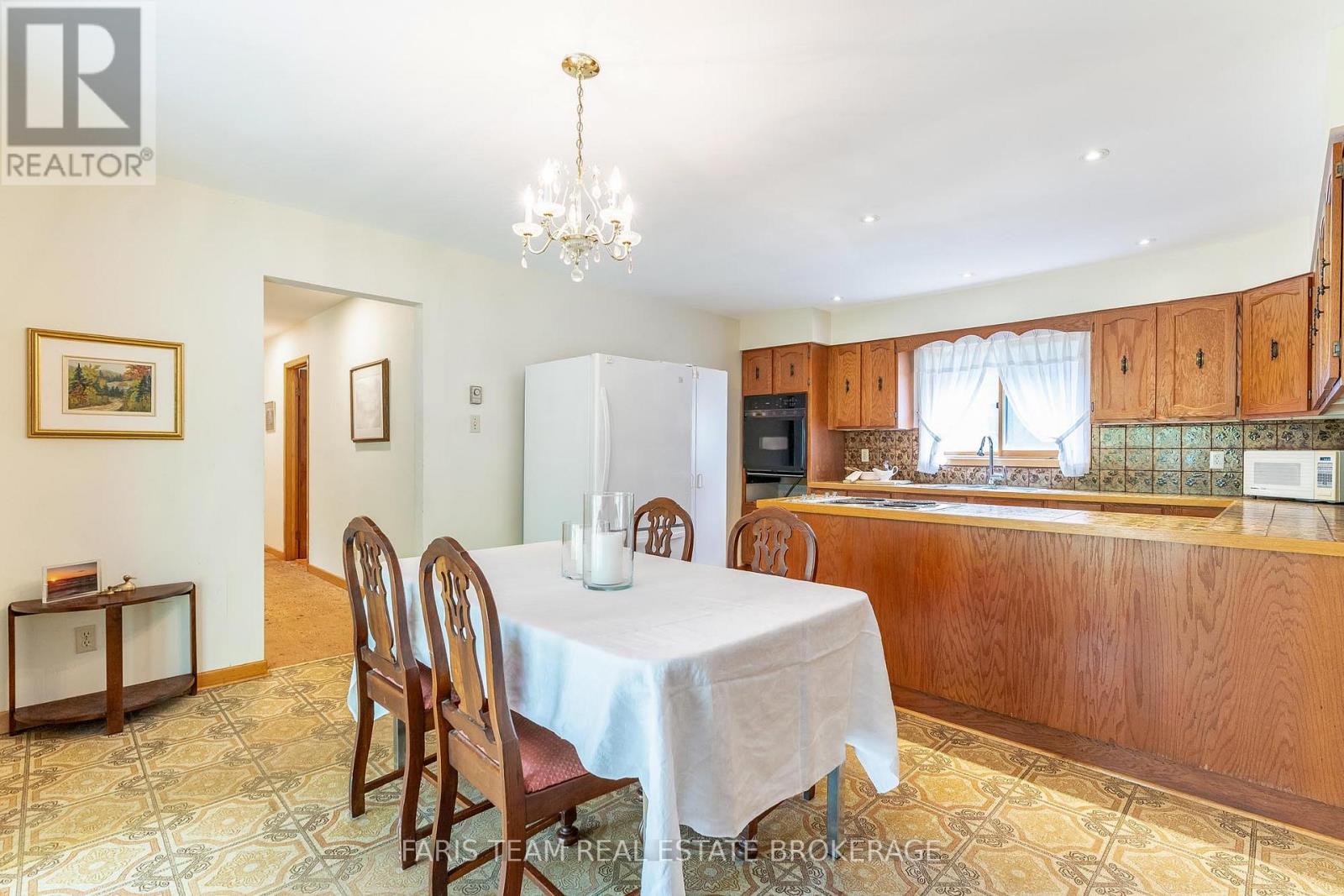 29 Lorrie Crescent, Tiny, Ontario  L0L 2T0 - Photo 10 - S12376628