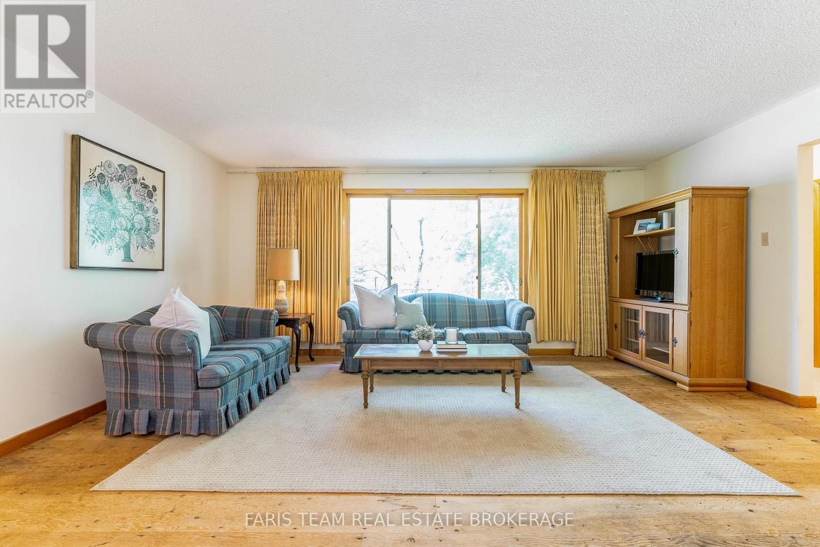 29 Lorrie Crescent, Tiny, Ontario  L0L 2T0 - Photo 14 - S12376628