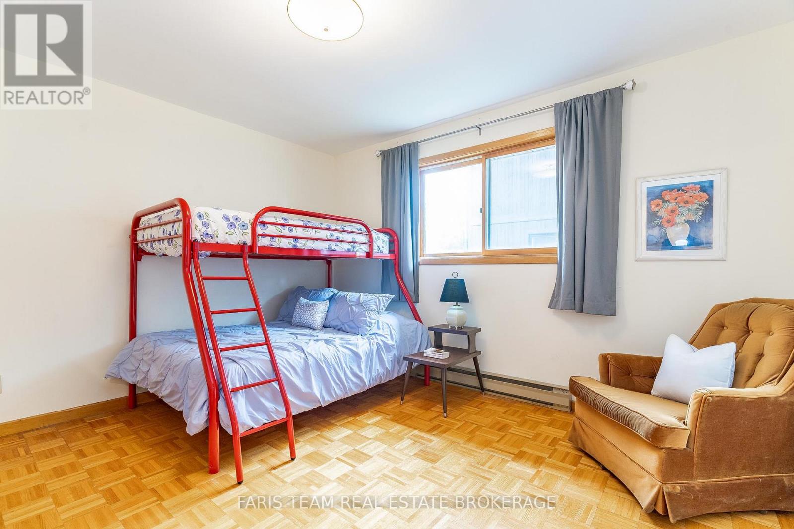 29 Lorrie Crescent, Tiny, Ontario  L0L 2T0 - Photo 21 - S12376628