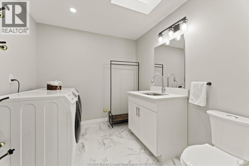359 Elmgrove Drive, Lakeshore, Ontario  N8N 4H1 - Photo 35 - 25022210