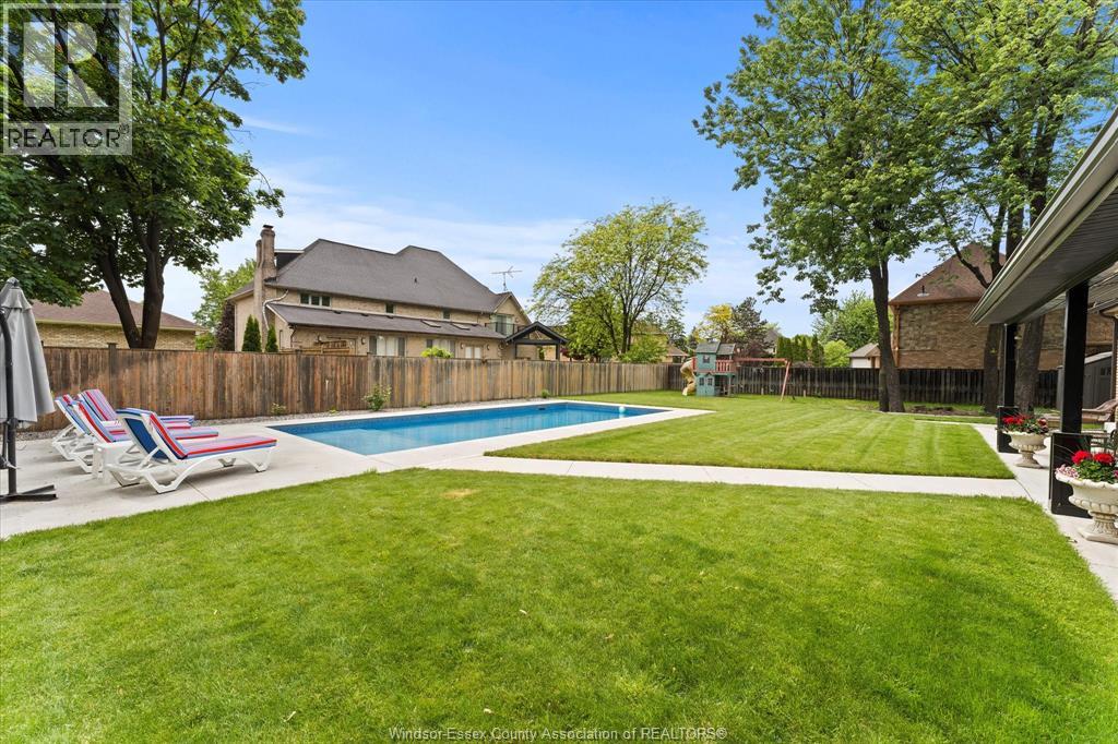 359 Elmgrove Drive, Lakeshore, Ontario  N8N 4H1 - Photo 41 - 25022210