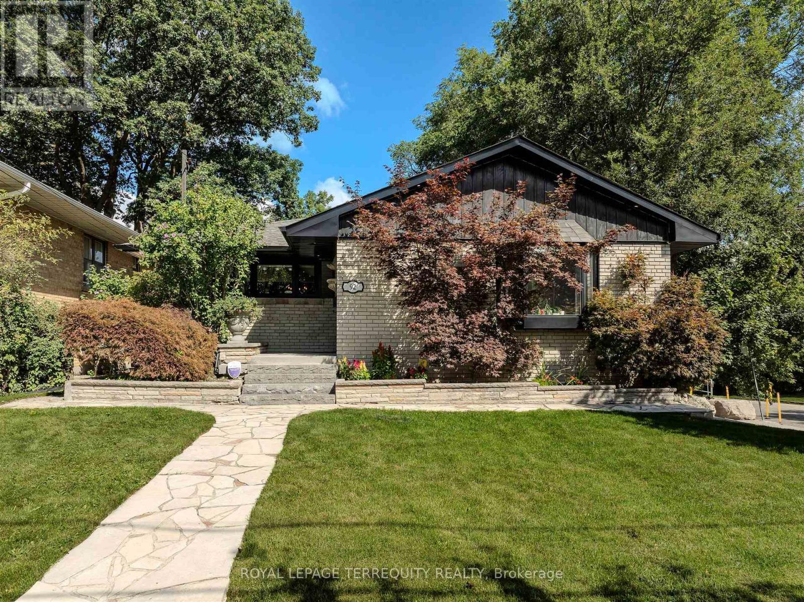 Property at 92 SASKATOON DRIVE image 1