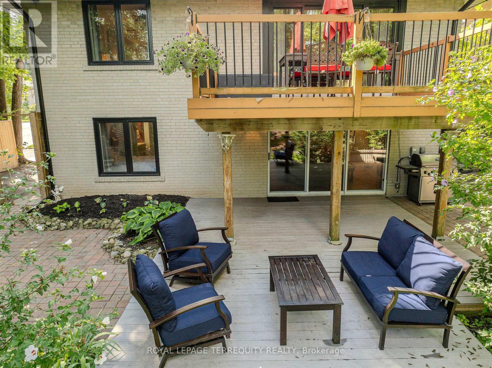 92 Saskatoon Drive, Toronto (Kingsview Village-The Westway), Ontario  M9P 2G4 - Photo 43 - W12376683