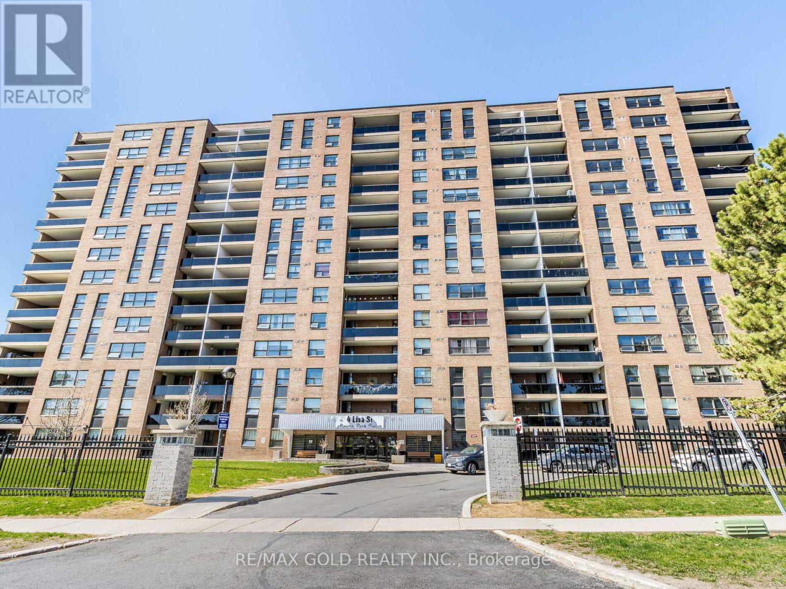 610 - 4 Lisa Street, Brampton, Ontario  L6T 4B6 - Photo 1 - W12376759