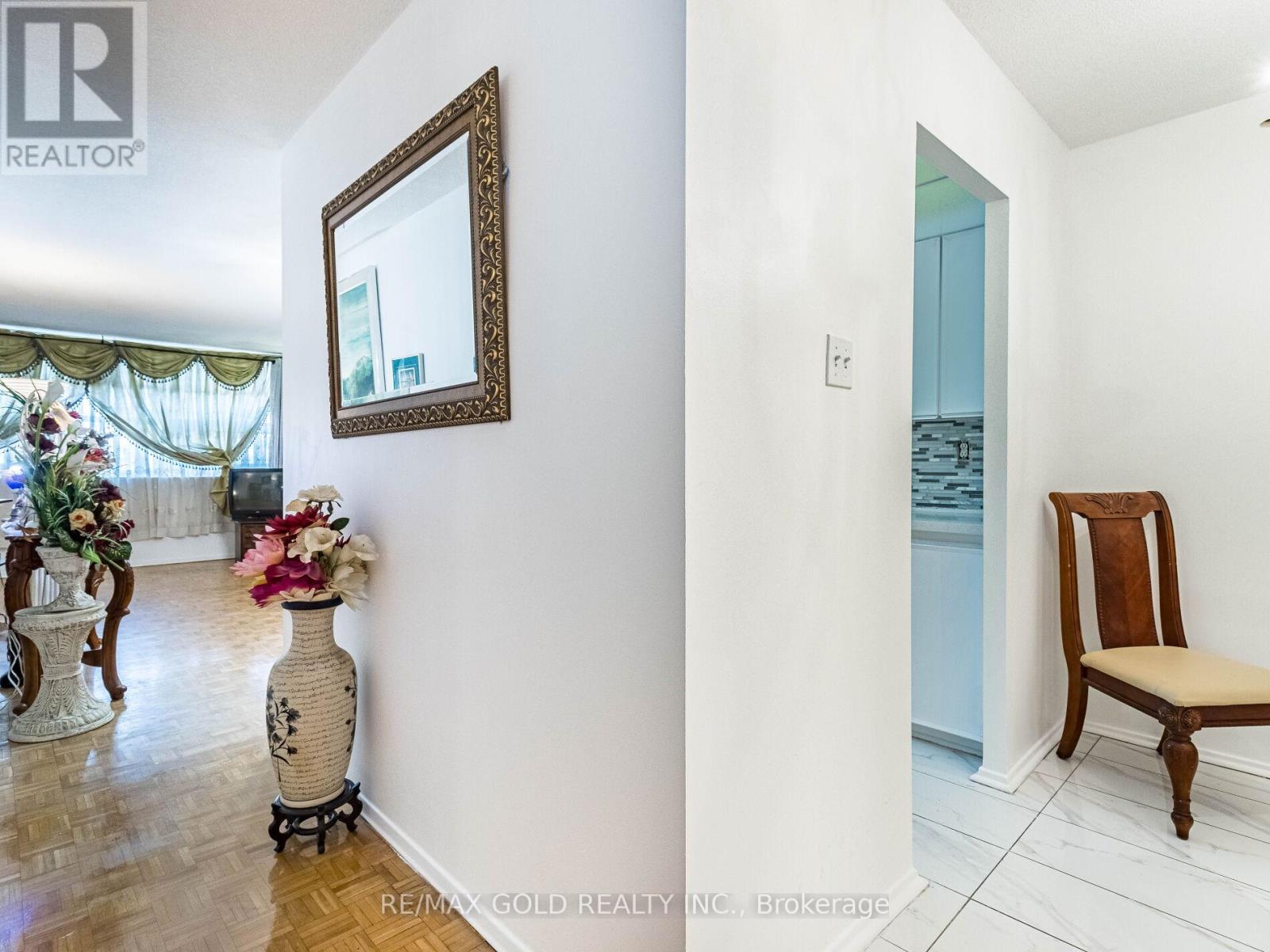 610 - 4 Lisa Street, Brampton, Ontario  L6T 4B6 - Photo 14 - W12376759