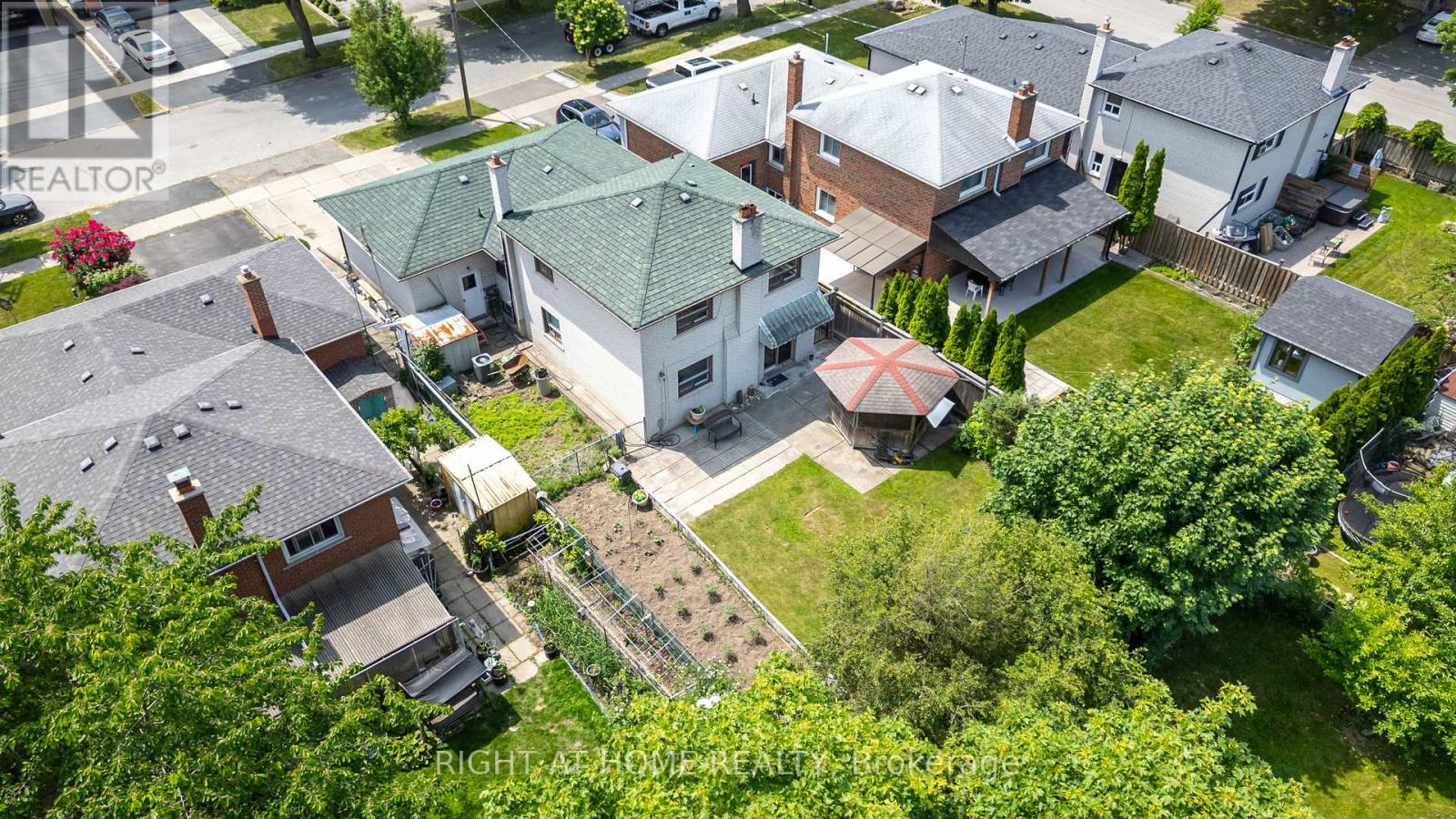 Property at 30 HAWTHORNE ROAD image 5