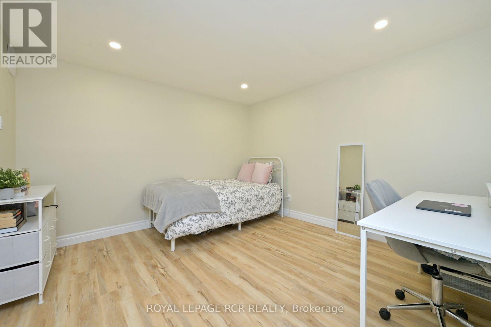 218 Elizabeth Street, Orangeville, Ontario  L9W 1C8 - Photo 19 - W12376786