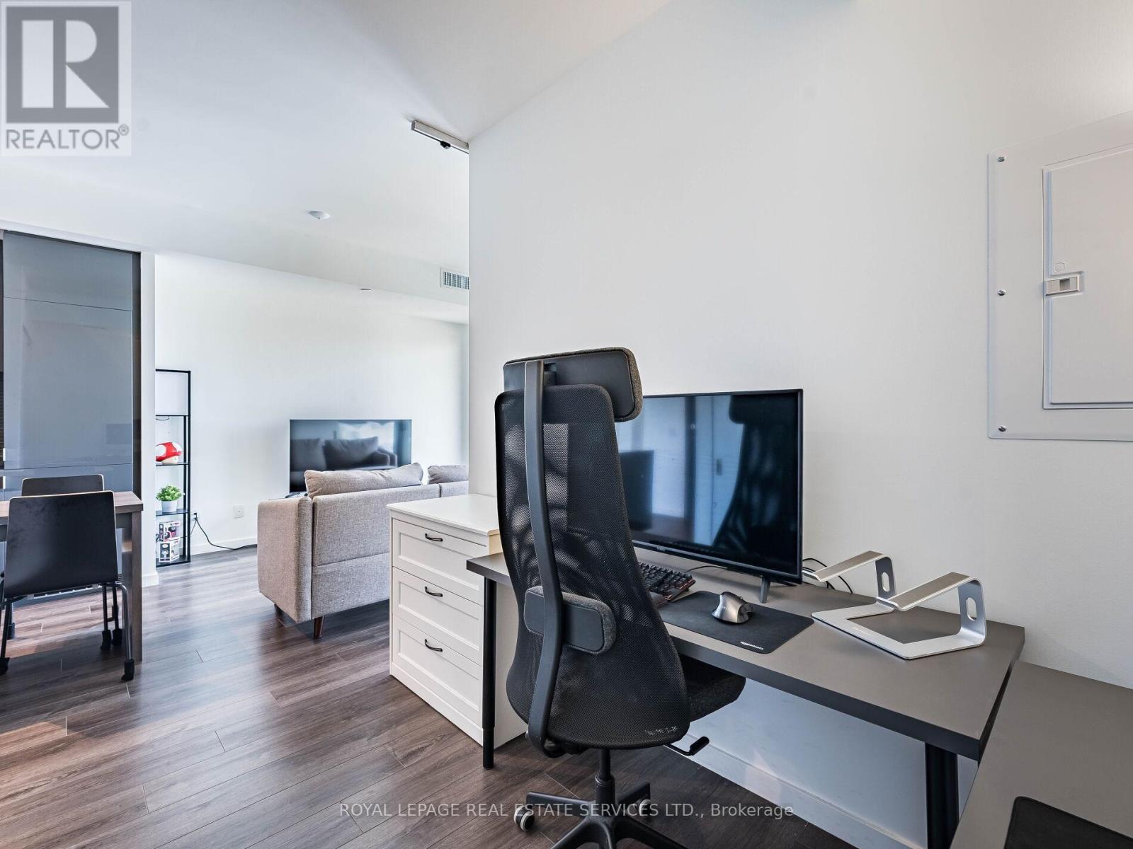 312 - 7 Smith Crescent, Toronto (Stonegate-Queensway), Ontario  M8Z 0Z3 - Photo 21 - W12376828