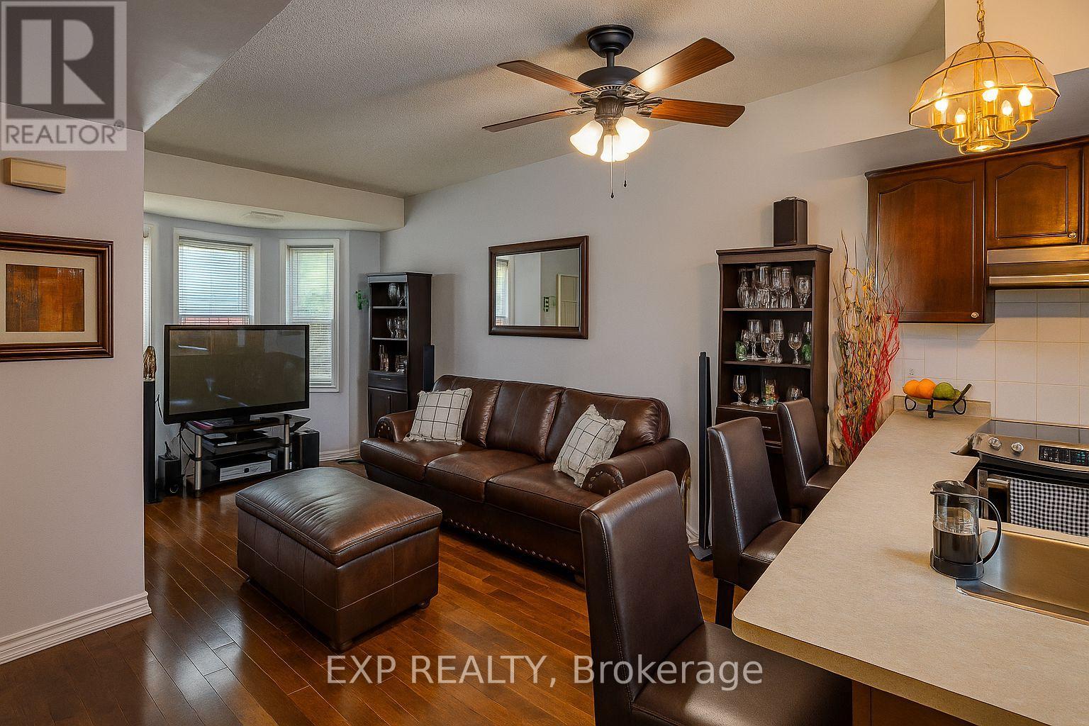 132 - 760 Lawrence Avenue W, Toronto (Yorkdale-Glen Park), Ontario  M6A 3E7 - Photo 4 - W12376835