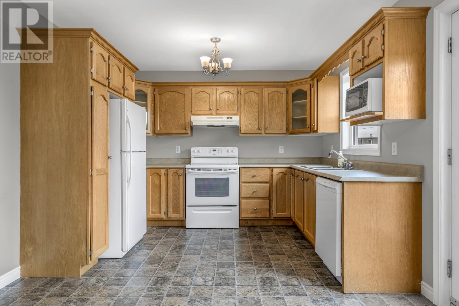 244 Green Acre Drive, St. John's, Newfoundland & Labrador  A1H 1C1 - Photo 9 - 1289896