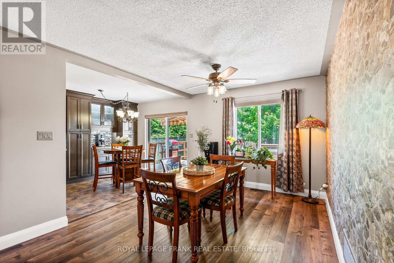 8 Brookside Street, Cavan Monaghan, Ontario  L0A 1G0 - Photo 12 - X12377016