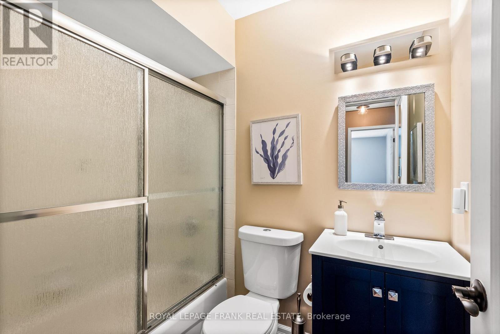 8 Brookside Street, Cavan Monaghan, Ontario  L0A 1G0 - Photo 19 - X12377016