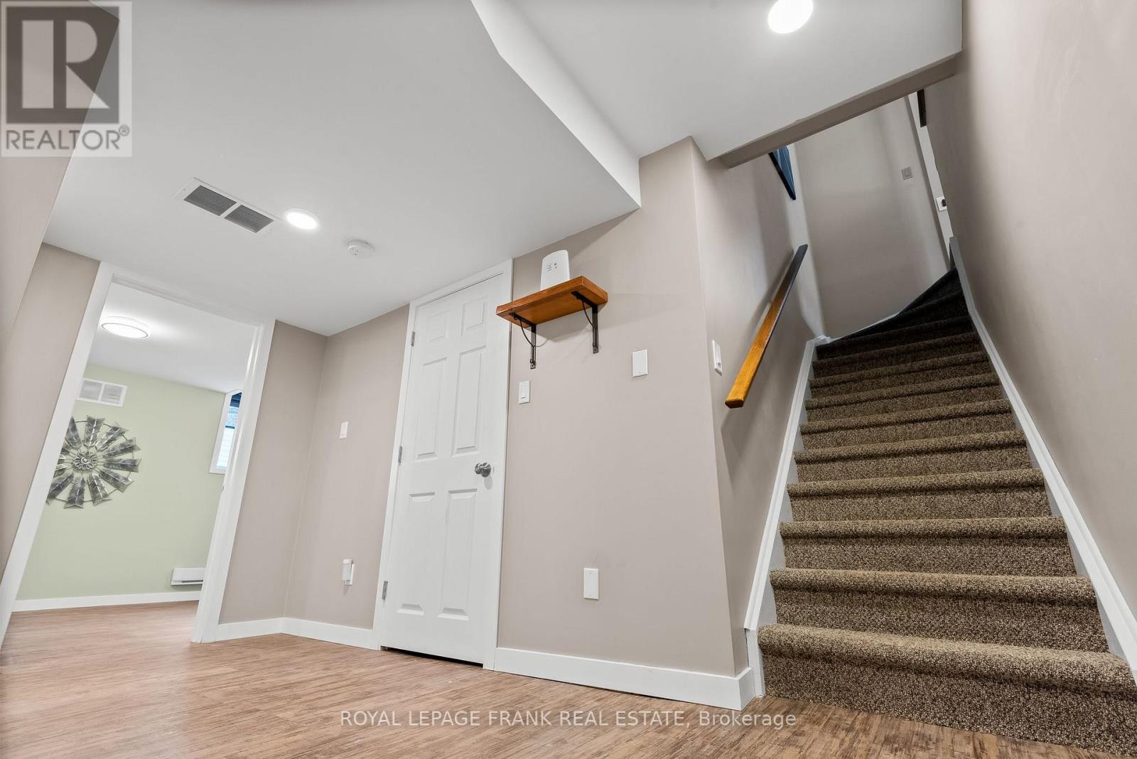 8 Brookside Street, Cavan Monaghan, Ontario  L0A 1G0 - Photo 20 - X12377016