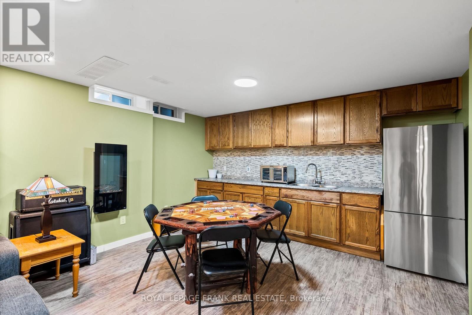 8 Brookside Street, Cavan Monaghan, Ontario  L0A 1G0 - Photo 23 - X12377016