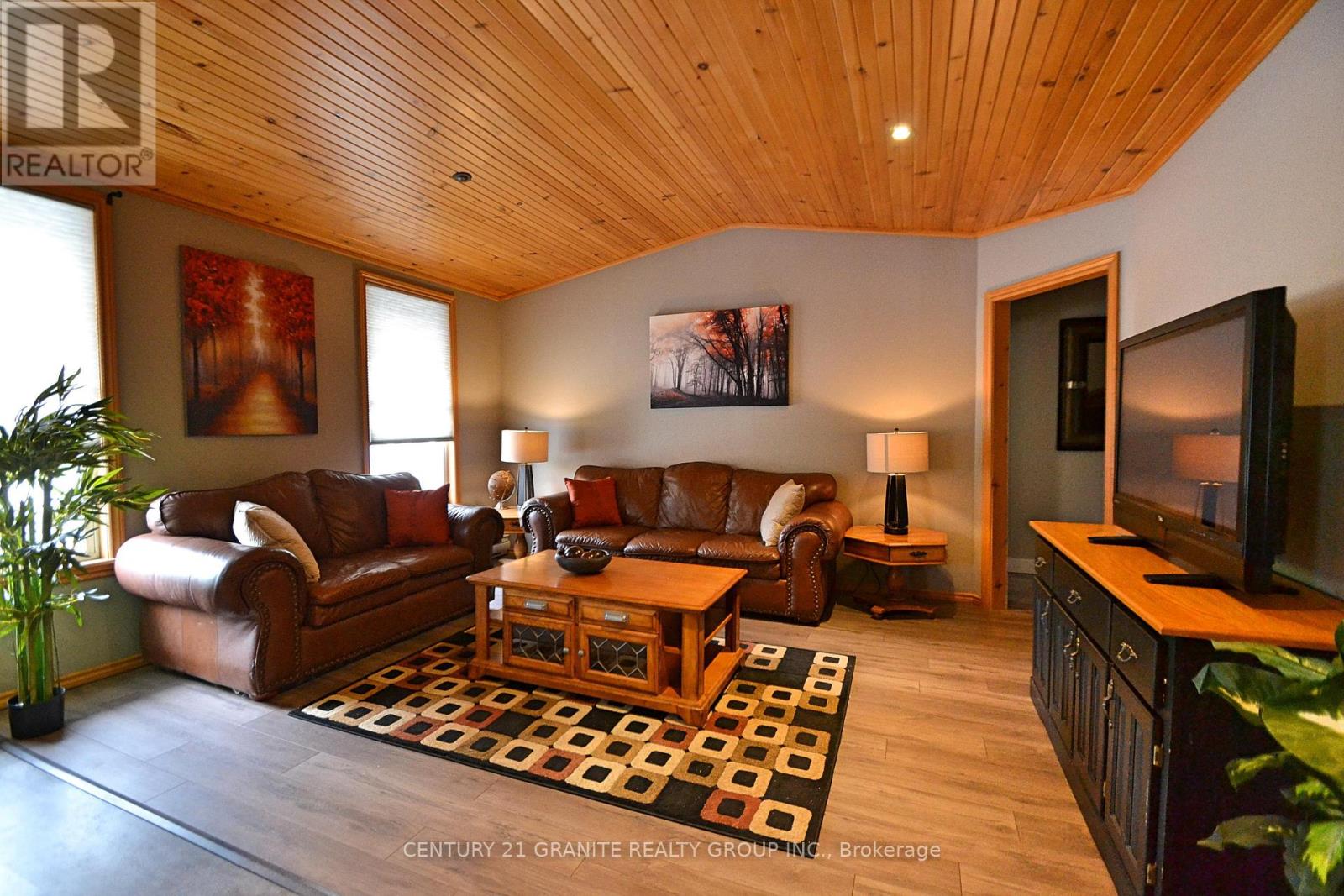 2 Bridge Street W, Bancroft, Ontario  K0L 1C0 - Photo 2 - X12377178