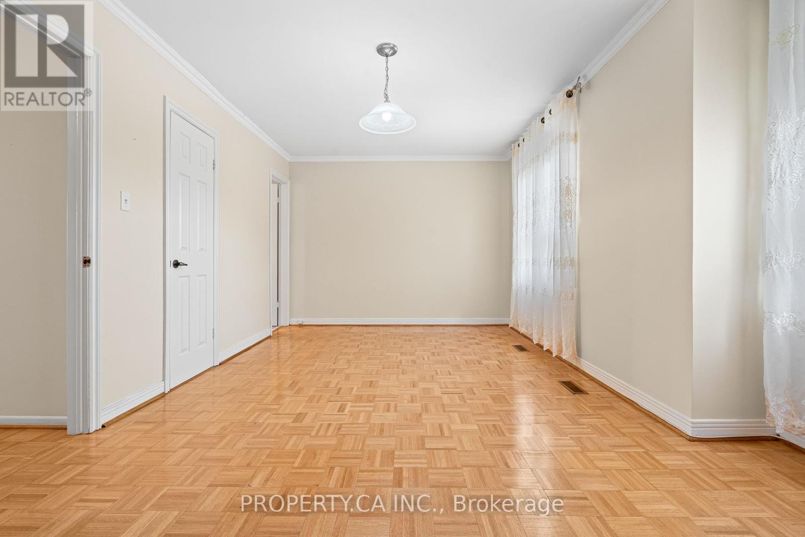 37 Black Hawk Way, Toronto, Ontario  M2R 3L5 - Photo 12 - C12376886